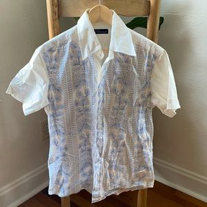 Men’s Button down shirt